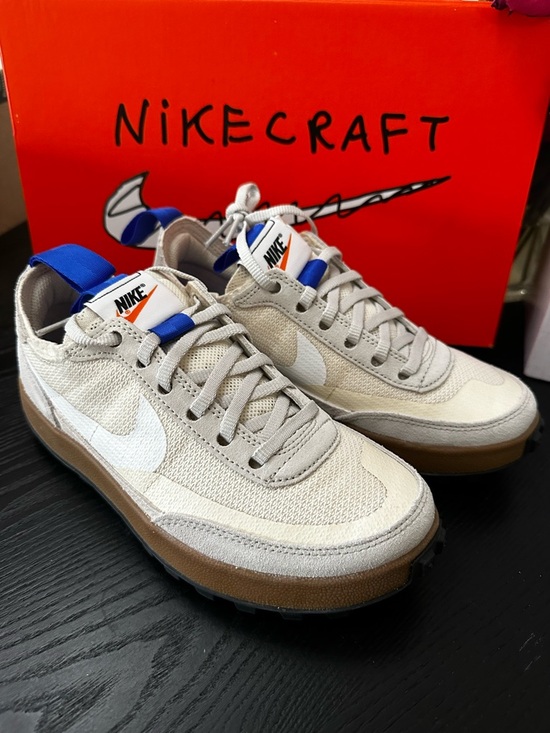 Nike Shoes - Nike Women's Beige & White Suede Mesh Sneakers with Blue Heel Tabs